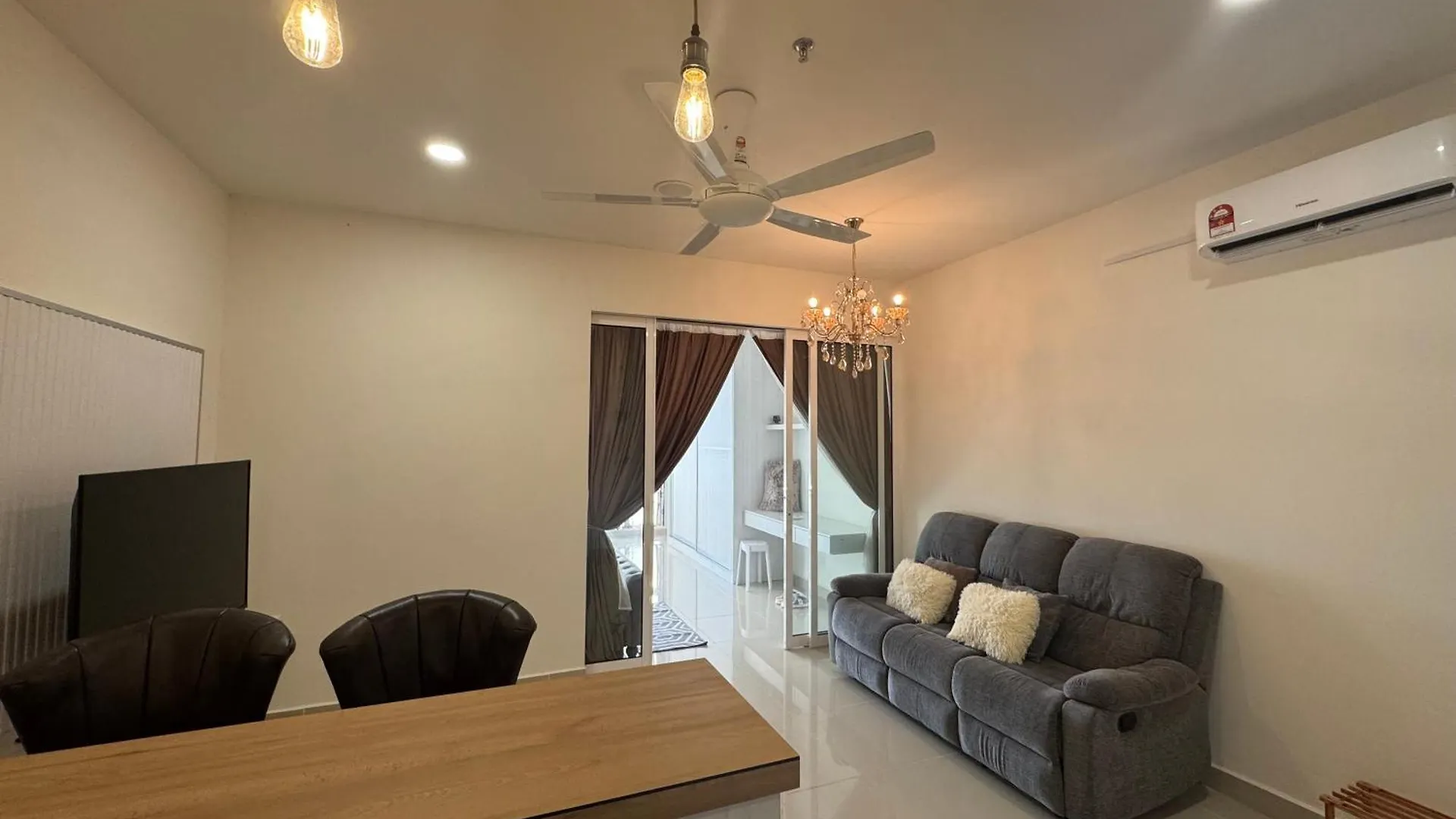 Fp Suites,Queen The Shore Kota Kinabalu Malaysia